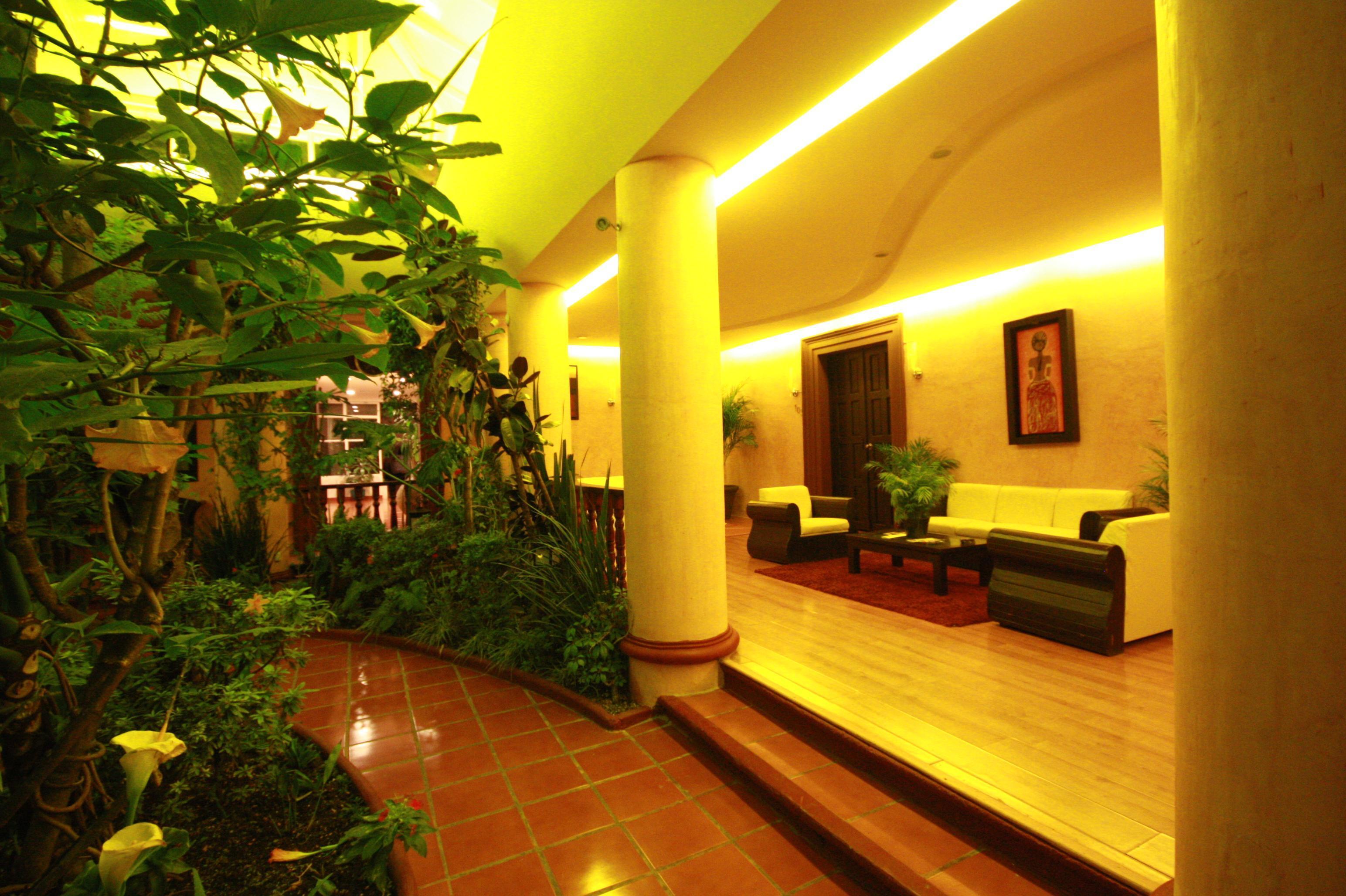 Hotel Jardines Del Centro San Cristóbal de Las Casas エクステリア 写真