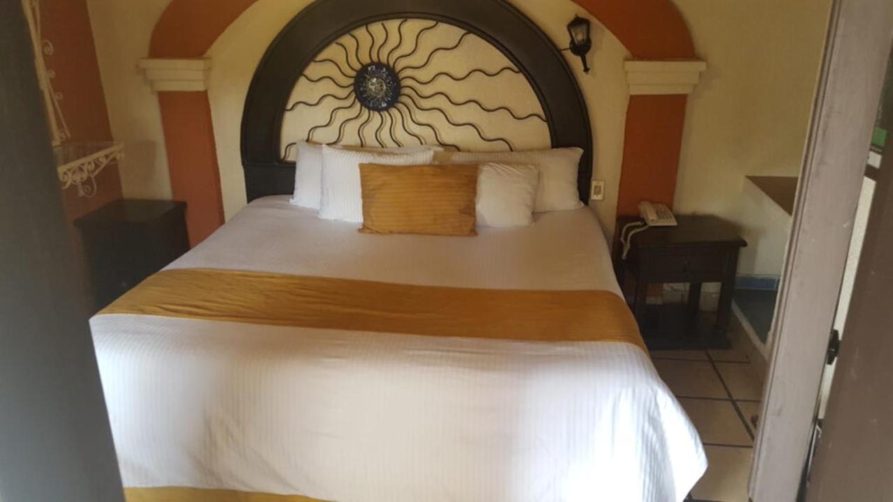 Hotel Jardines Del Centro San Cristóbal de Las Casas エクステリア 写真