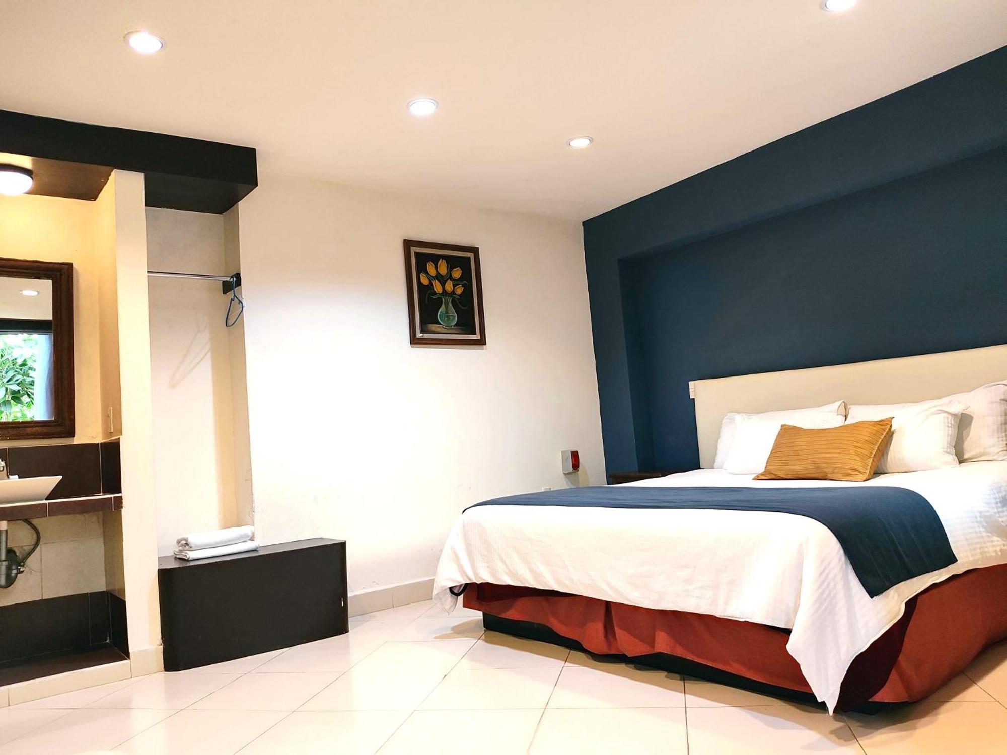 Hotel Jardines Del Centro San Cristóbal de Las Casas エクステリア 写真
