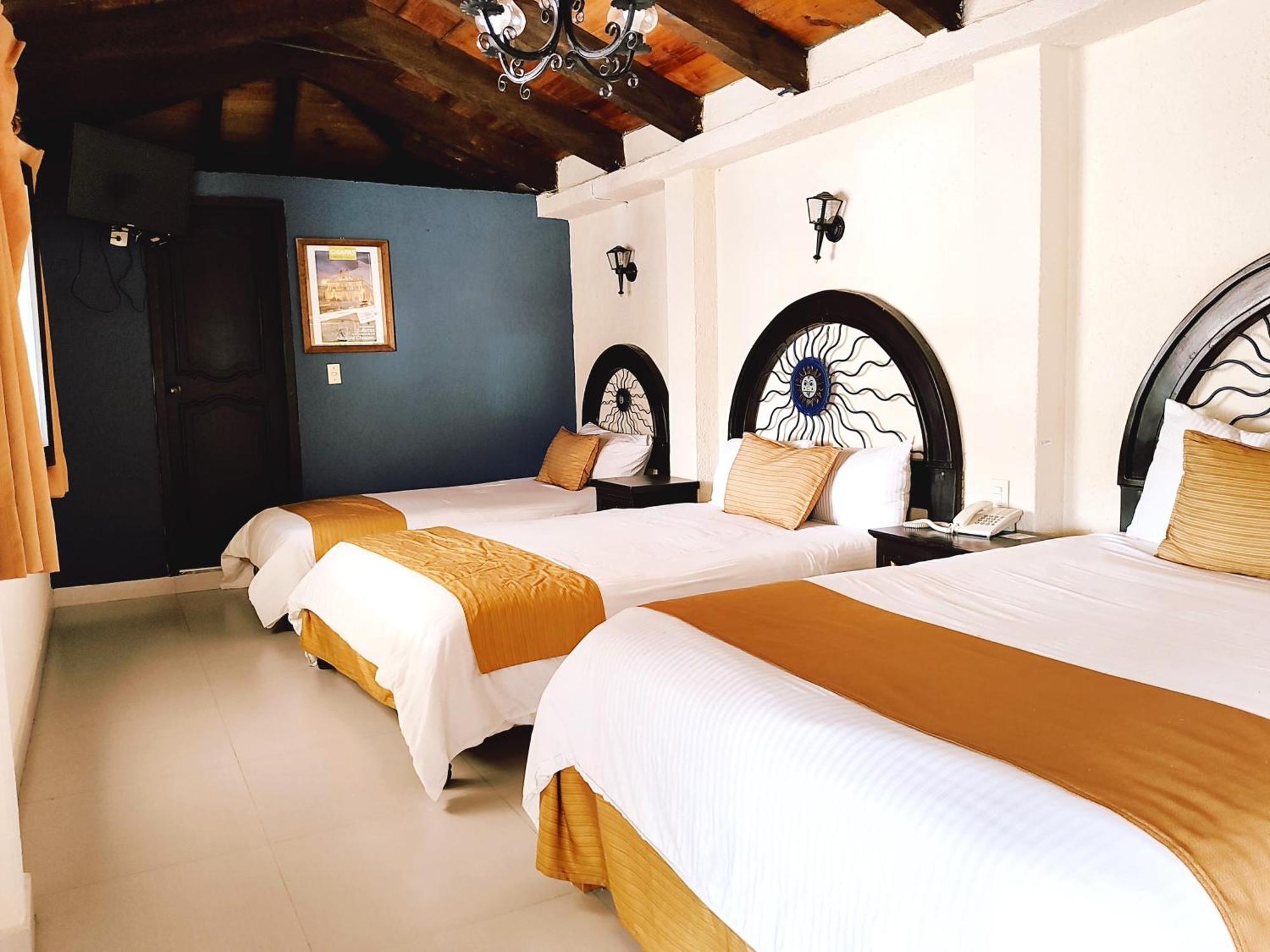 Hotel Jardines Del Centro San Cristóbal de Las Casas エクステリア 写真