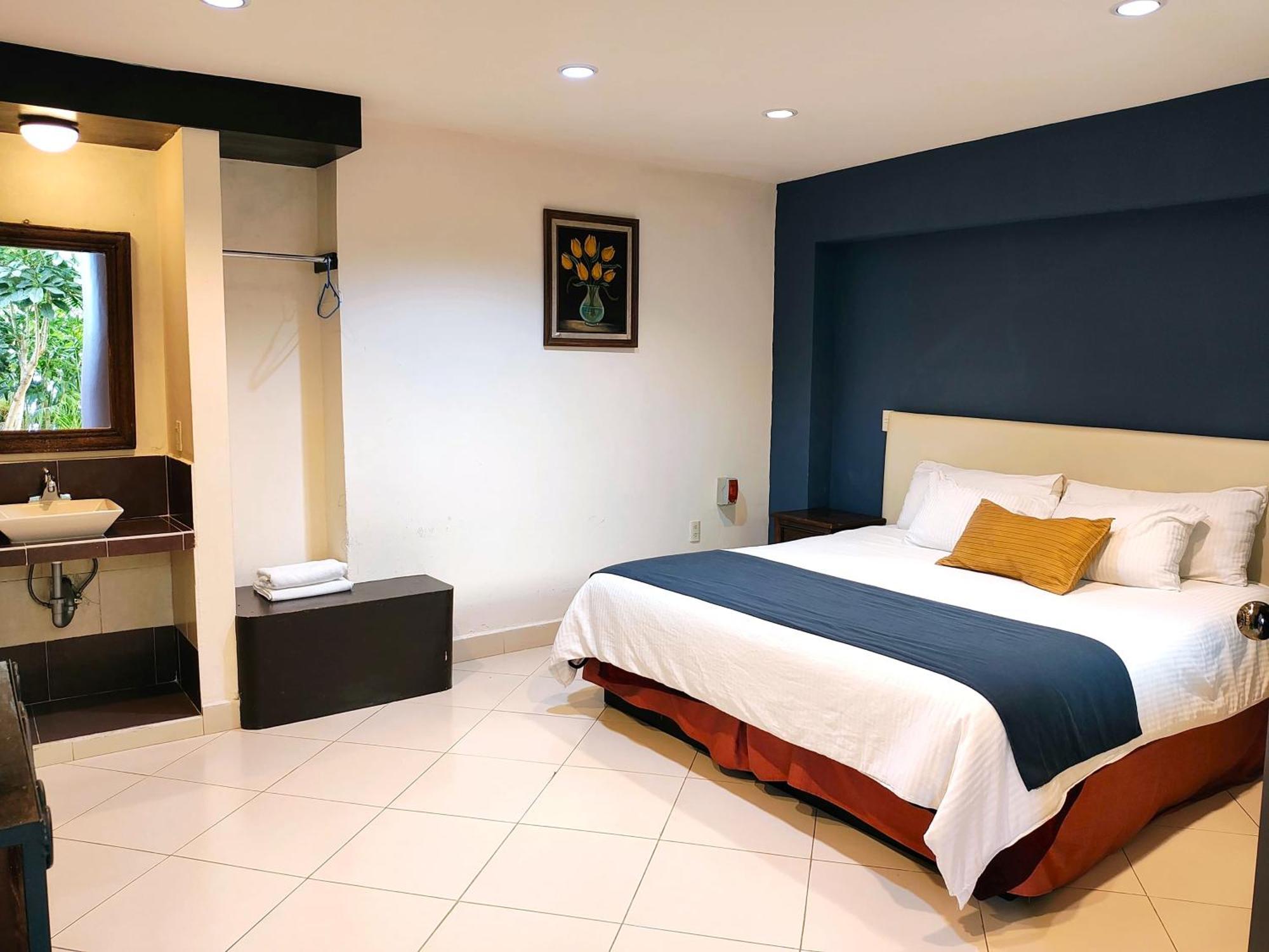 Hotel Jardines Del Centro San Cristóbal de Las Casas エクステリア 写真